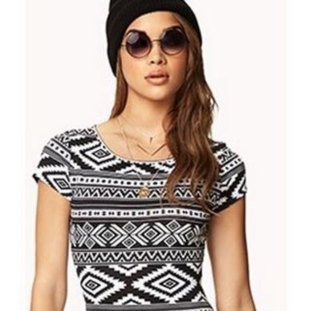 Forever 21 Women's Black and White  Print Dress